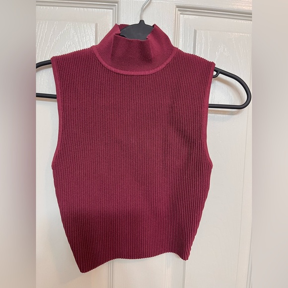 Cute tank top - Picture 1 of 4